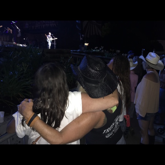 Welcome to @Blondietime! - Picture 9 of 9